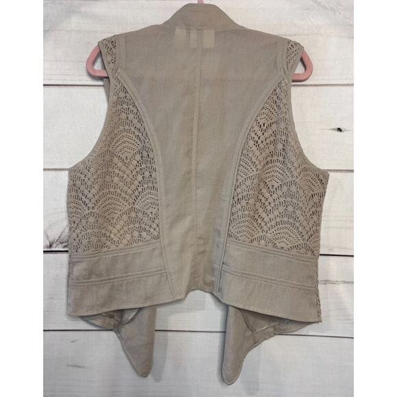 Chico's NWT Size 2 Linen & Lace Mix Pattern/Fash Vest Beige - Picture 2 of 6